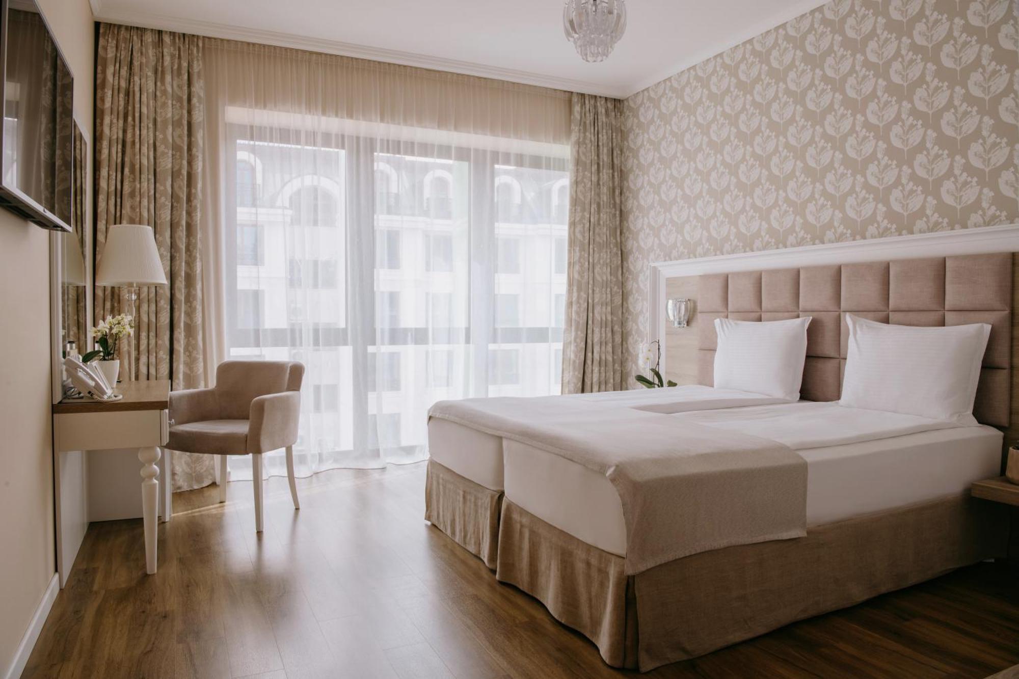 Impresamente Art Hotel Sofia Exterior photo