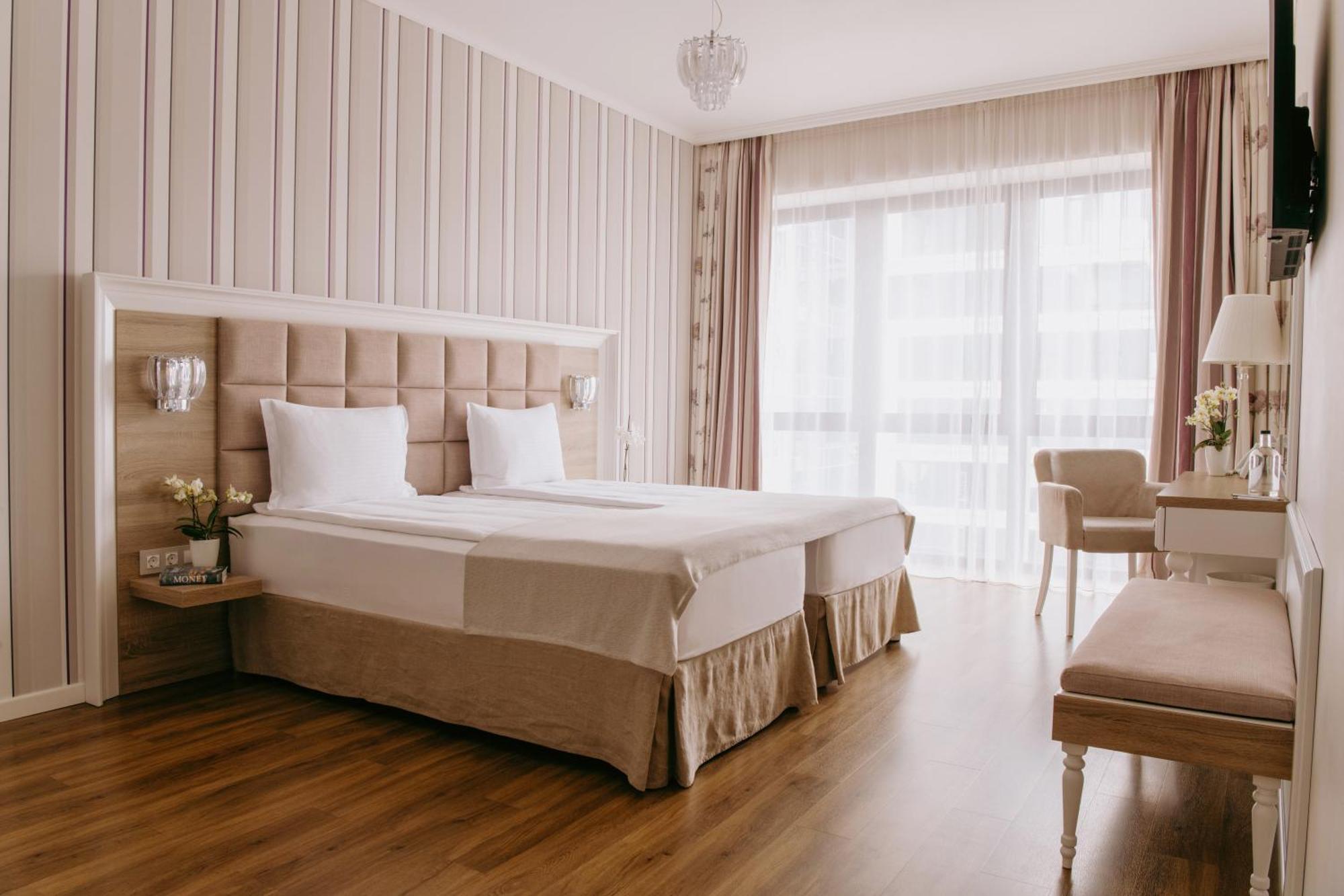 Impresamente Art Hotel Sofia Exterior photo
